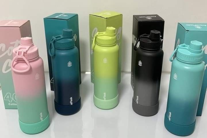 Kebiasaan Membawa Botol Minum Pribadi Semakin Populer di Kalangan Anak Muda