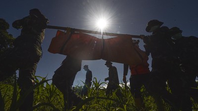 Bencana Lembah Anai Telan Korban, Tiga Prajurit TNI Tersapu Derasnya Arus