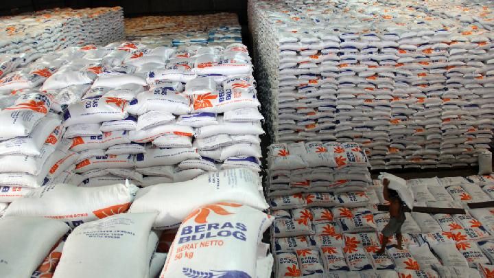 Beras Premium Langka di Ritel Modern, Pemerintah Tambah Pasokan Bulog