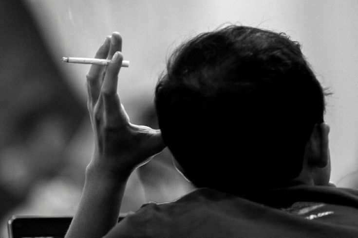 Apakah Vape Lebih Berbahaya Dibanding Rokok? Ini Faktanya