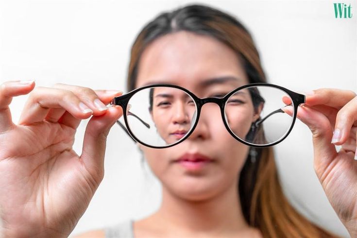 Tanpa Disadari, Kebiasaan Sehari-Hari Ini Bisa Jadi Penyebab Mata Minus