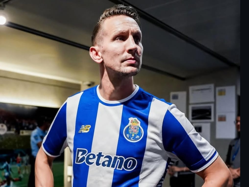 FC Porto Kejutkan Dunia Sepak Bola, Resmi Gaet Luuk de Jong Tanpa Bocoran ke Media