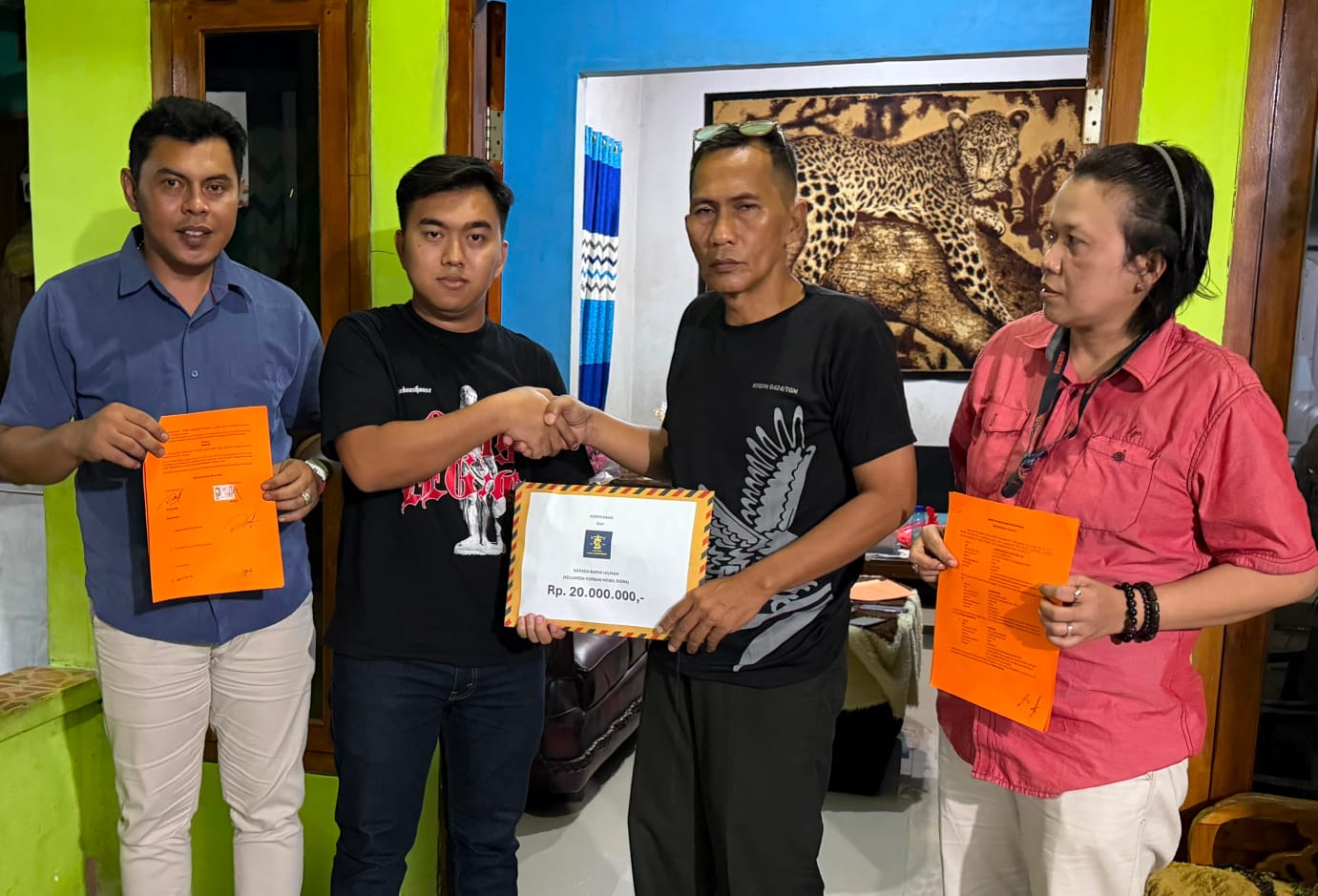 Tuntas, Kantor Hukum LHS & Partners Berhasil Mediasi Damai Kecelakaan Towing dengan Para Korban 