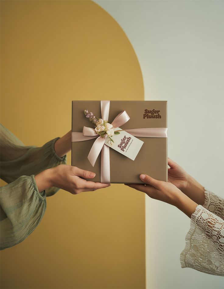 Seni Memberi Hadiah: Tips Memilih Kado Berkesan untuk Orang Tersayang