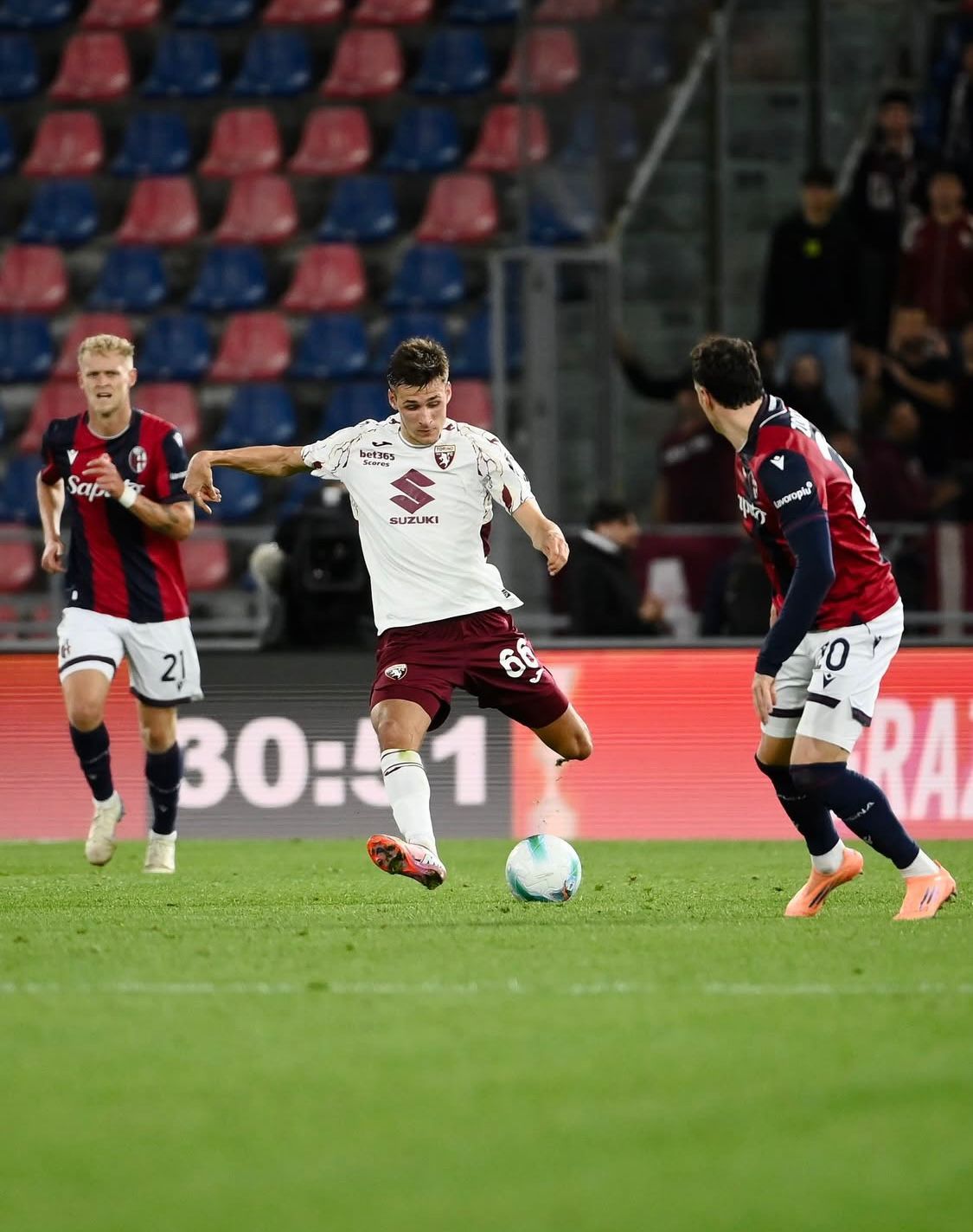 Bologna dan Torino Gagal Pecahkan Kebuntuan: Laga Berakhir Tanpa Gol di Renato Dall’Ara