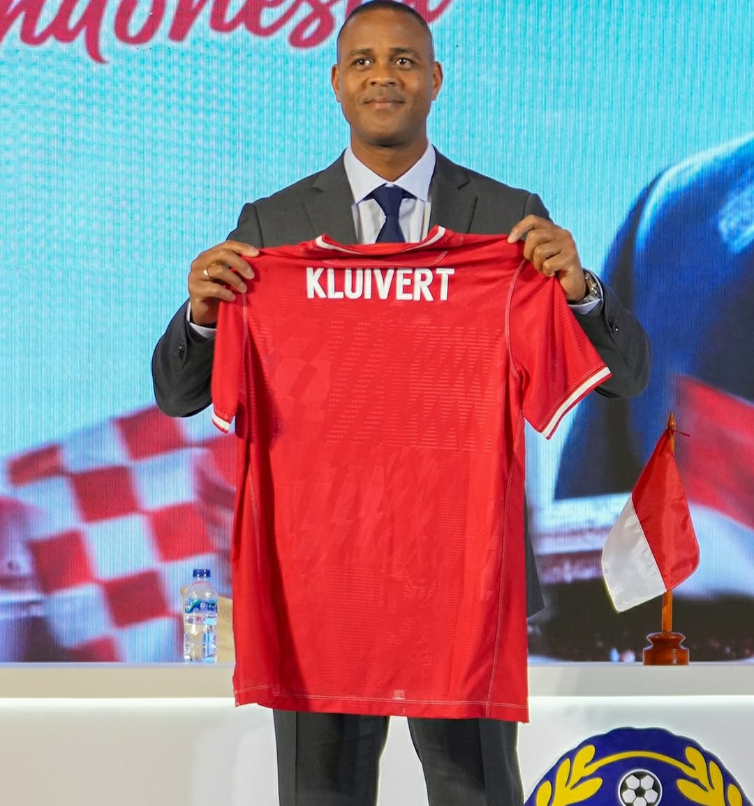 Patrick Kluivert Resmi Jadi Pelatih Timnas Indonesia, Tantangan Baru di Depan Mata