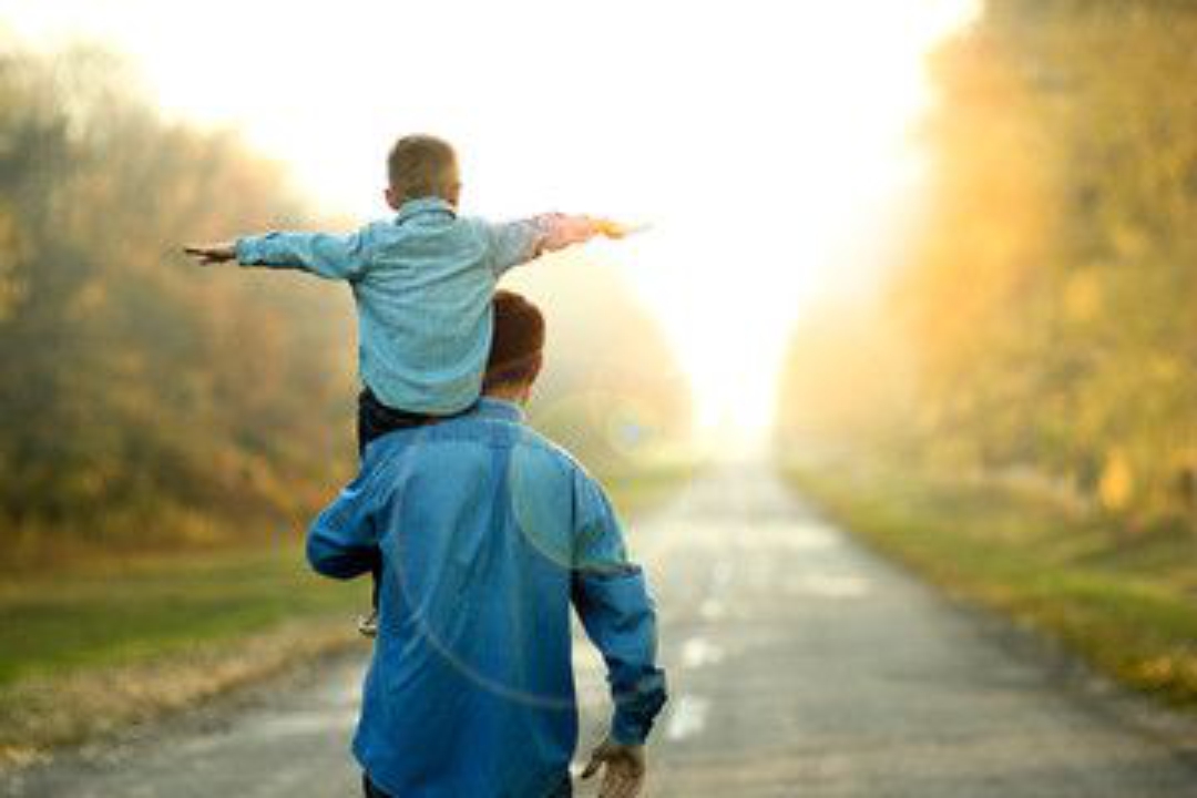 Makna Hari Ayah Nasional: Menghargai Peran dan Kasih Sayang Ayah dalam Keluarga