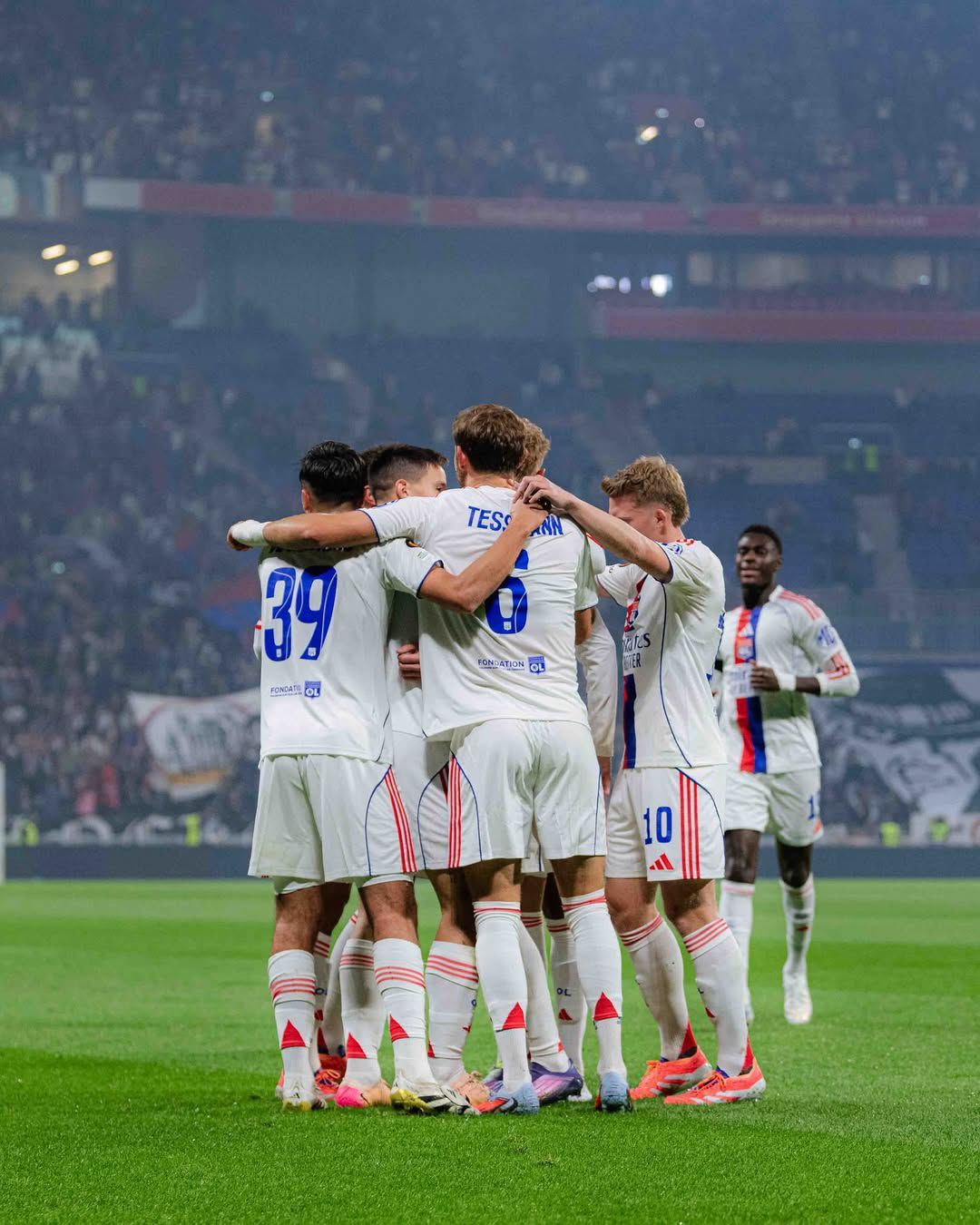 Lyon Kokoh di Liga Europa Usai Kalahkan RB Salzburg 2-0