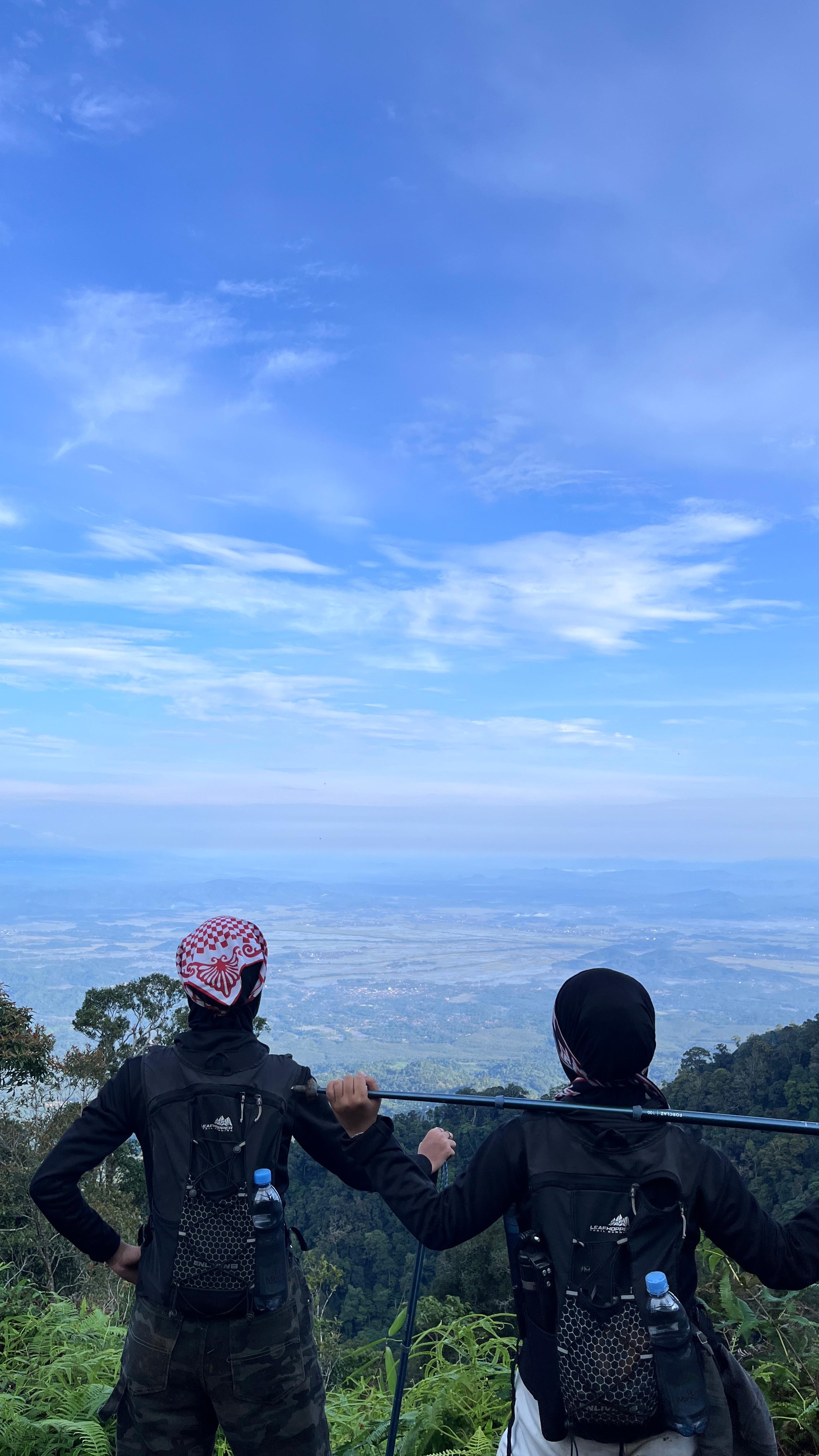 Bukan Sekedar Hobi, Mendaki di Tengah Kesibukan Jadi 