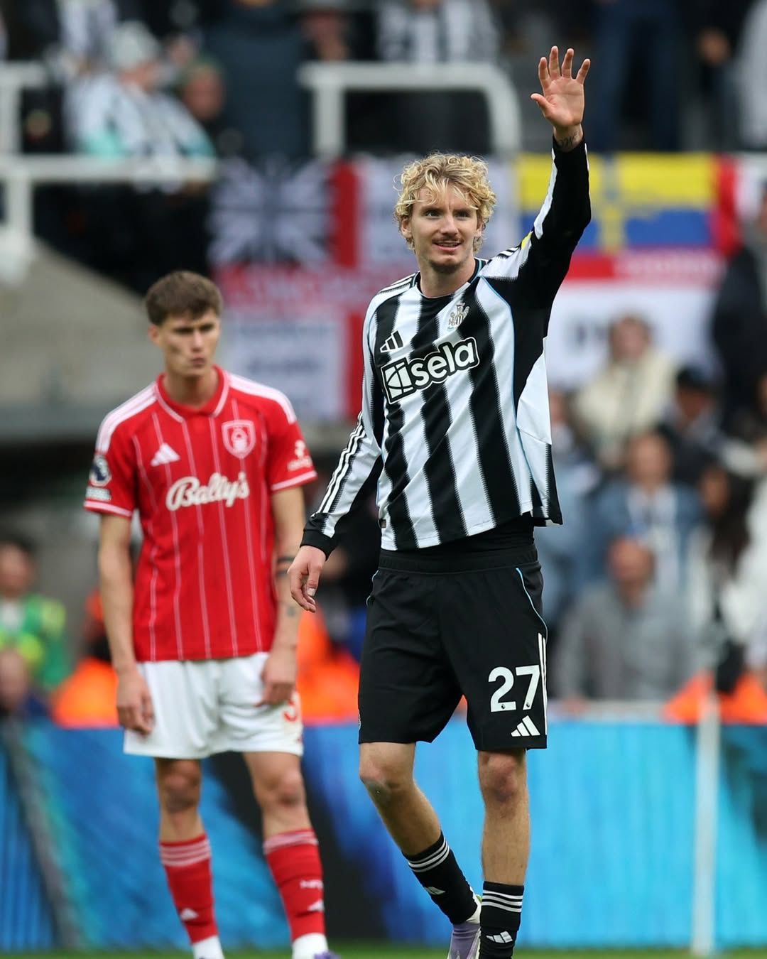 Guimarães dan Woltemade Bawa Newcastle Bungkam Nottingham 2-0