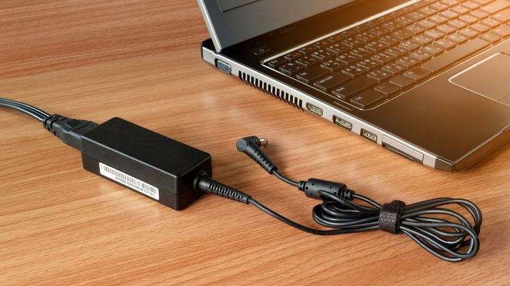 Kabel Charger Laptop Bermasalah? Ini Penyebab yang Sering Tak Disadari