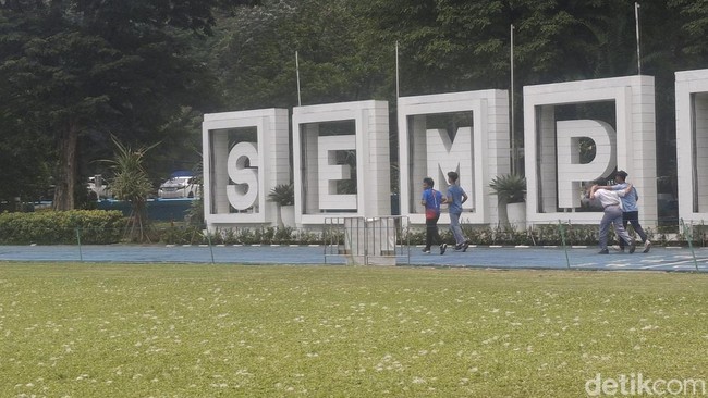 Bikin Warga Heboh, Bogor Mendadak Diselimuti “Salju”, Apa yang Sebenarnya Terjadi?