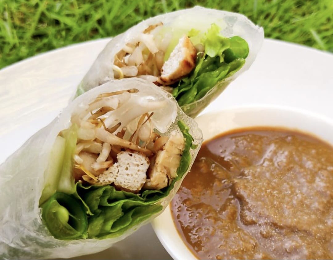 Makan Sayur Jadi Makin Keren! Resep Gado-gado Roll yang wajib Kamu Coba.