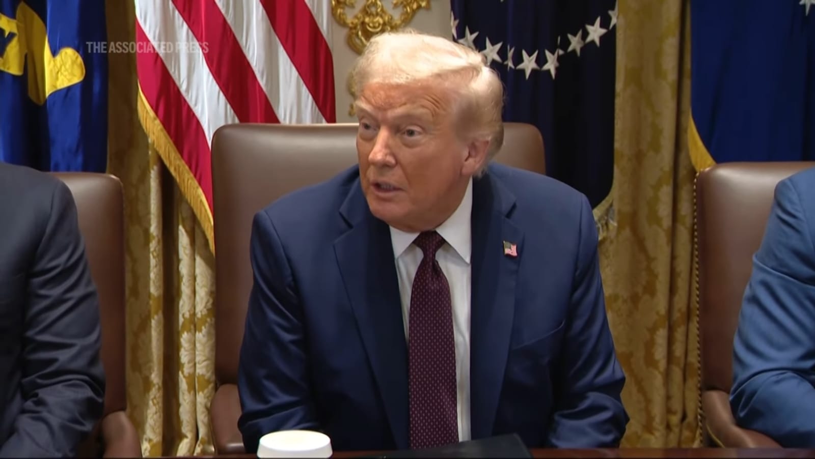 Trump Akan Larang Warga 32 Negara Masuk ke Amerika Serikat