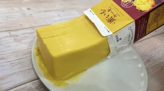 Dikira Susu Ternyata Kue! Dessert Unik Jepang Ini Dijual dalam Karton Satu Kilogram