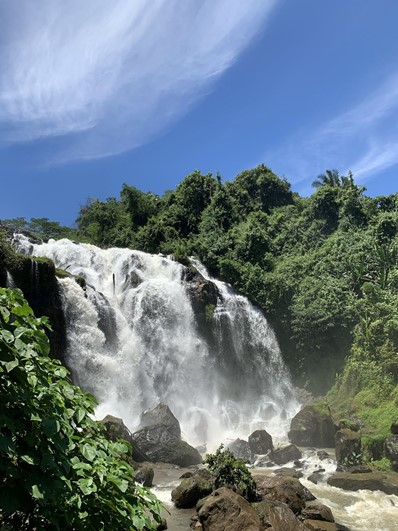 Keajaiban Alam : Menjelajahi Keindahan Wisata Air Terjun Mempesona di Way Kanan, Lampung 