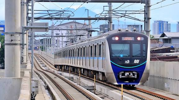 Ada Konser Ye di GBK, MRT Jakarta Beroperasi hingga Pukul 01.30 WIB