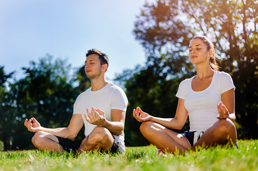 Self-Care Jadi Tren Baru Anak Muda: Dari Skincare Hingga Healing di Alam