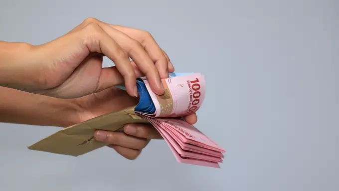 THR: Lebih dari Sekadar Uang Tunjangan, Ini Makna dan Sejarahnya di Indonesia