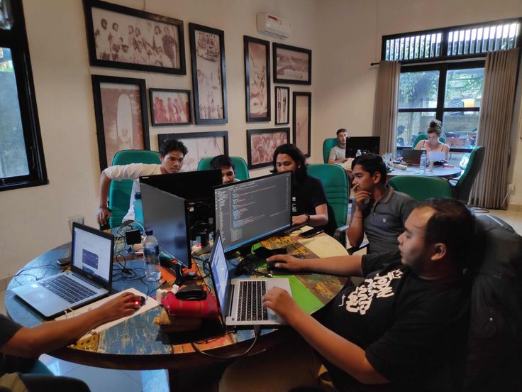 Tren Belajar Coding Meningkat di Kalangan Anak Muda