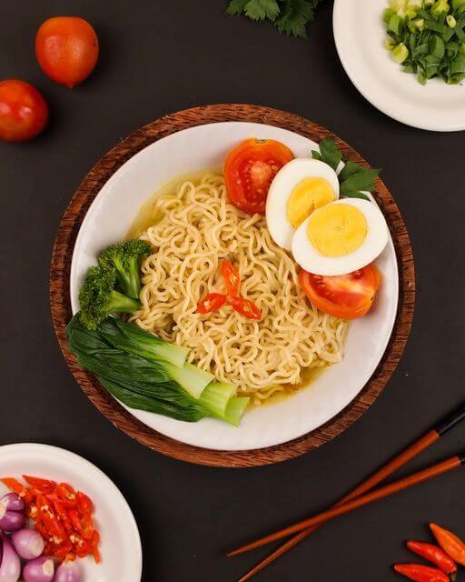 Cara Makan Mie Instan Tanpa Rasa Bersalah, Ini Caranya !