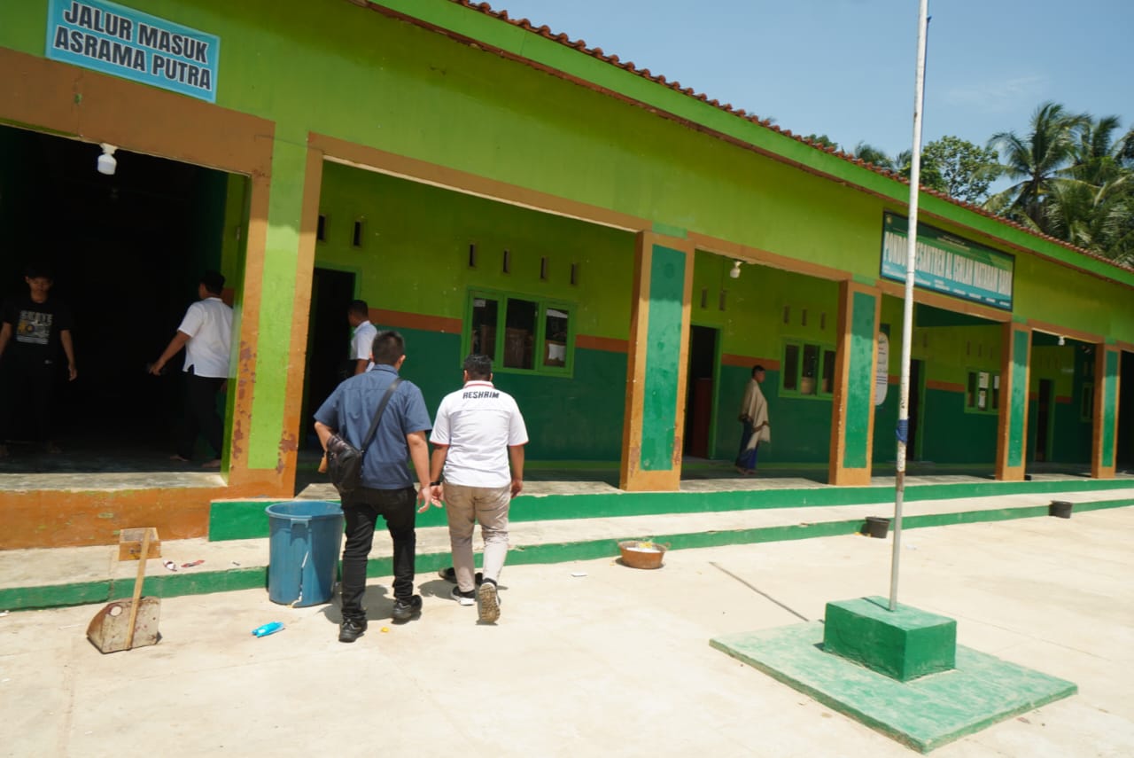 Benarkah Puluhan Santri di Lamtim Keracunan Usai Santap MBG ?, Polisi : Masih Tunggu Hasil Uji Lab