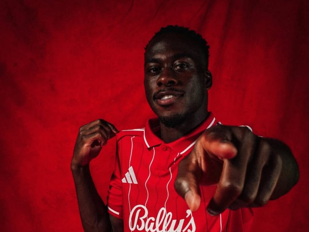 Arnaud Kalimuendo Resmi Merapat ke Nottingham Forest dengan Rekor Transfer