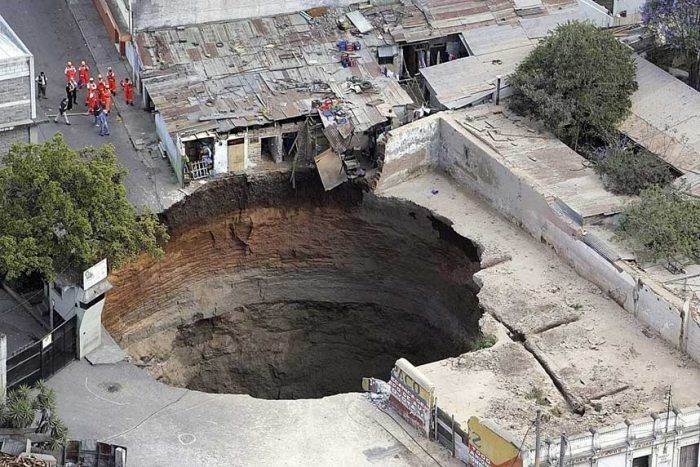 Sinkhole Muncul di Sumbar, Apa Sebenarnya Fenomena Ini dan Seberapa Berbahaya?