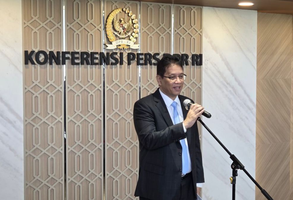 Purbaya Pastikan Tarif Cukai Rokok 2026 Tidak Naik, DPR Beri Dukungan