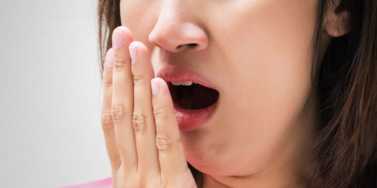 Mulut Bau Tidak Selalu Karena Jarang Sikat Gigi, Kebiasaan Ini Juga Bisa Jadi Penyebab
