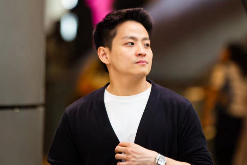 Kupas Tuntas Strategi Hidup dengan Gaji UMR ala Theo Derick di Podcast Close The Door