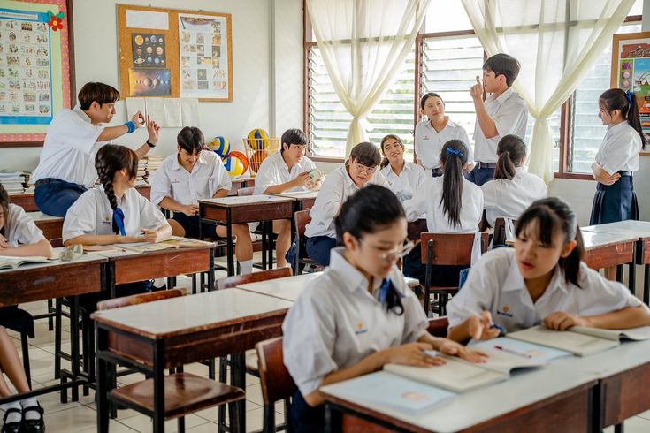 Cara Menghormati Perempuan Masuk Kurikulum di Sekolah Inggris?