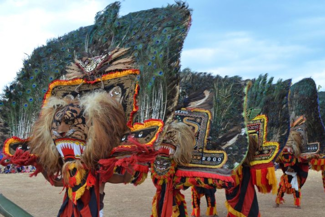 Menyelami Filosofi di Balik Kesenian Nusantara