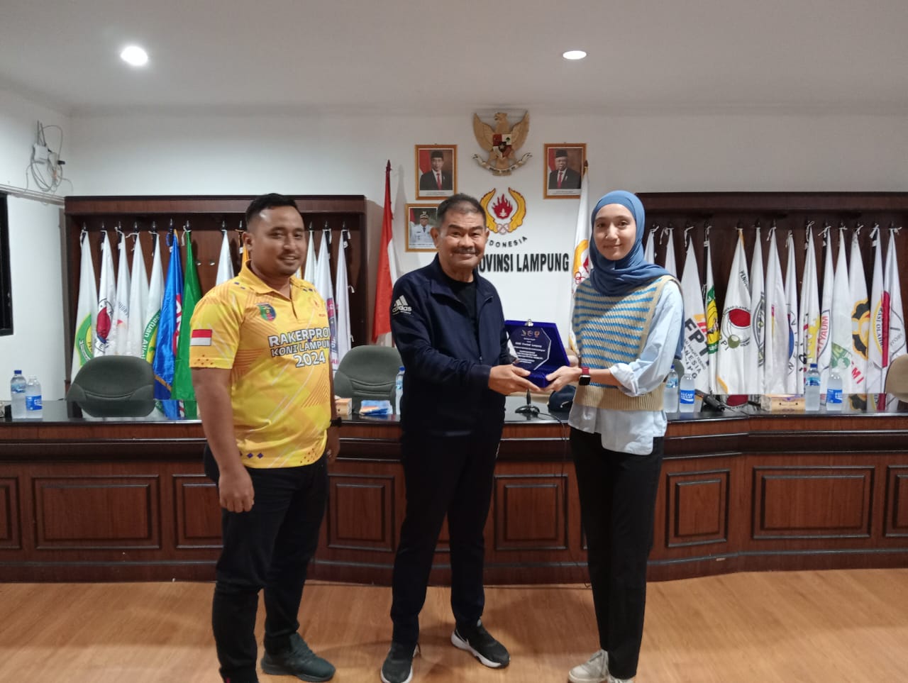 Menjelang PON XXI Aceh-Sumut 2024,KONI & ITERA menggelar pelatihan mental bagi para atlet dan pelatih.