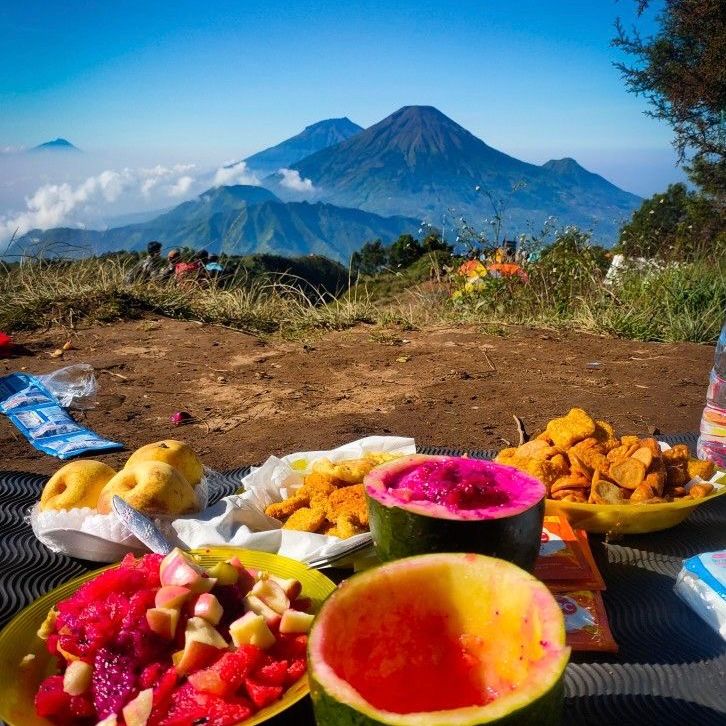 Manis-Manis Penyelamat: Fungsi Camilan Manis Saat Mendaki + Rekomendasinya