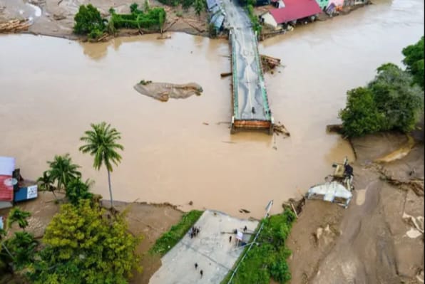 Akses Terputus: 10 dari 12 Kecamatan di Aceh Tamiang Terisolasi, Bantuan Darurat Sulit Didistribusikan
