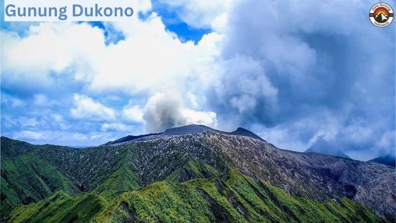 Tiga Gunung Api di Indonesia Timur Erupsi Pagi Ini, Warga Diminta Waspada