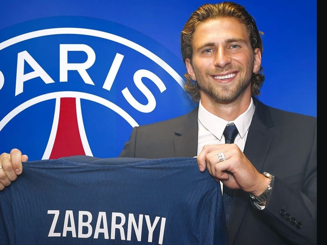 Illia Zabarnyi Resmi Berkostum Paris Saint-Germain, Pecahkan Rekor dan Ukir Sejarah