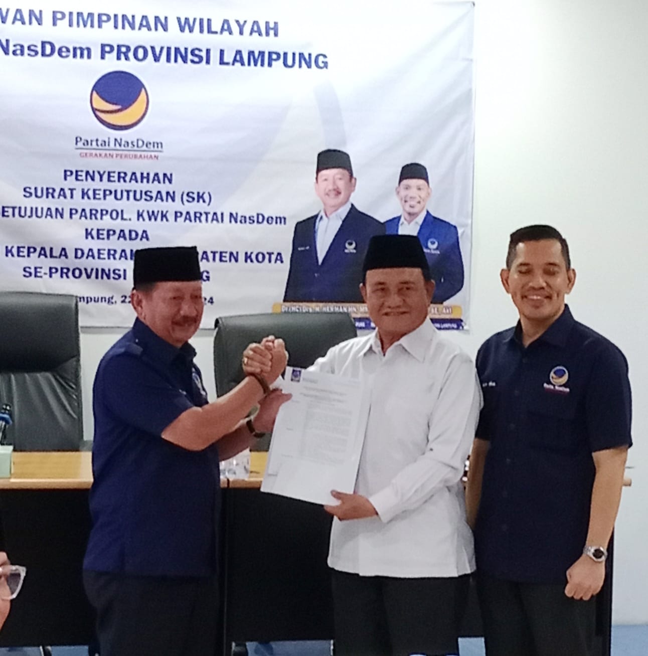 Fix, Pilbup Lampung Barat Parosil - Mad Lawan Kotak Kosong