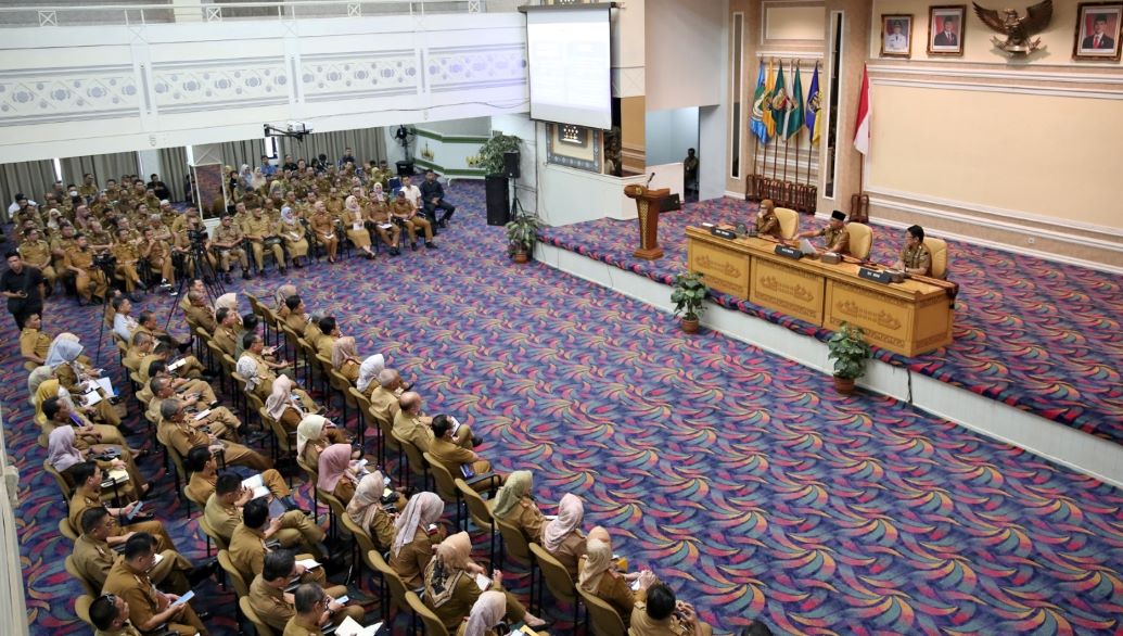 Hari Pertama Ngantor, Ini Pesan Gubernur Rahmat Mirzani Djausal ke OPD