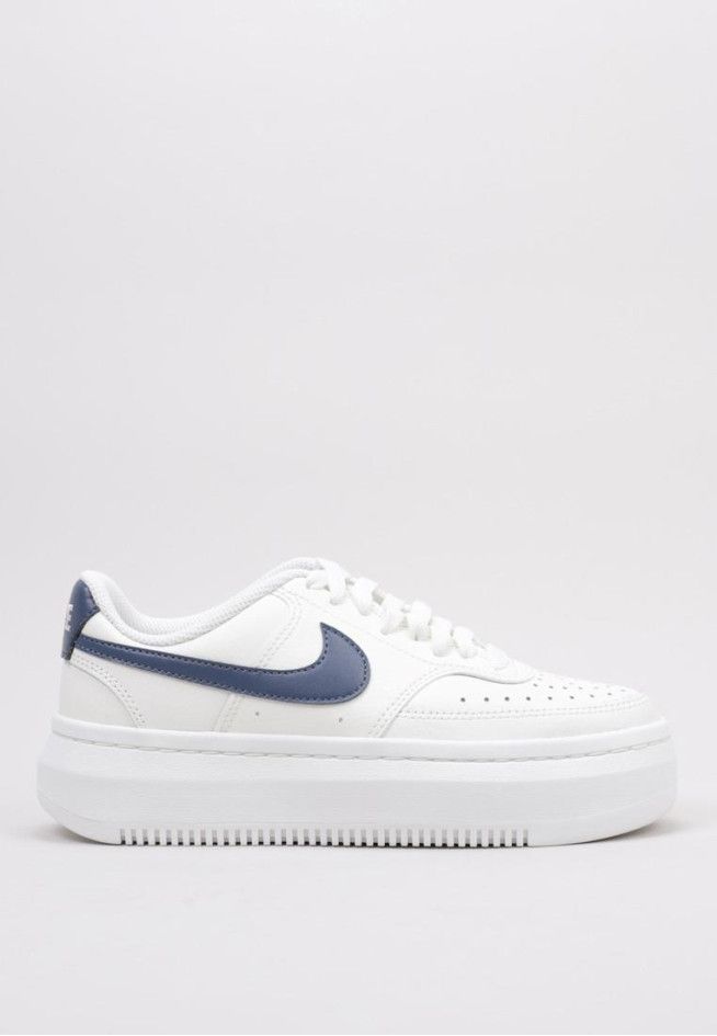 Lima Rekomendasi Sepatu Anak SMA Terbaru, Nyaman dan Stylish untuk Aktivitas Sehari-hari