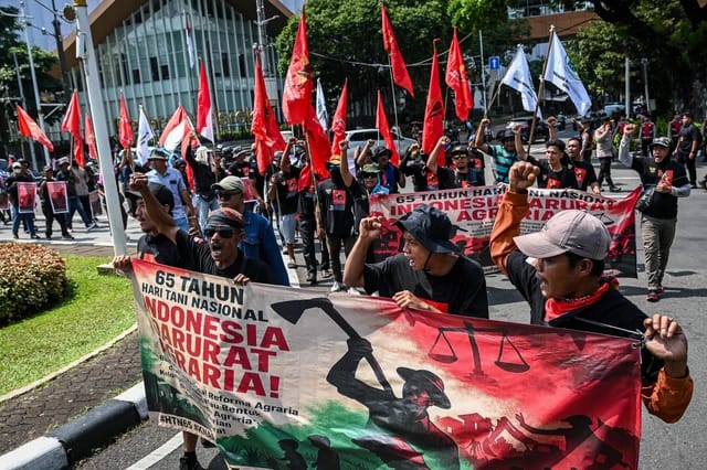 Demo Hari Tani di Depan DPR, Lalin Jalan Gatot Subroto dan Tol Dalam Kota Direkayasa