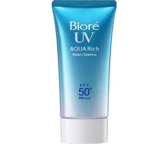 Rekomendasi Sunscreen Terbaik untuk Kulit Kering yang Menjaga Kulit Tetap Lembap