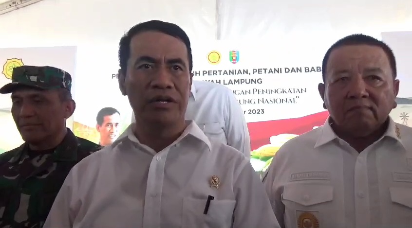 Presiden Jokowi Setuju Tambah Kuota Pupuk Subsidi di Lampung, Tebus Cukup Pakai KTP 