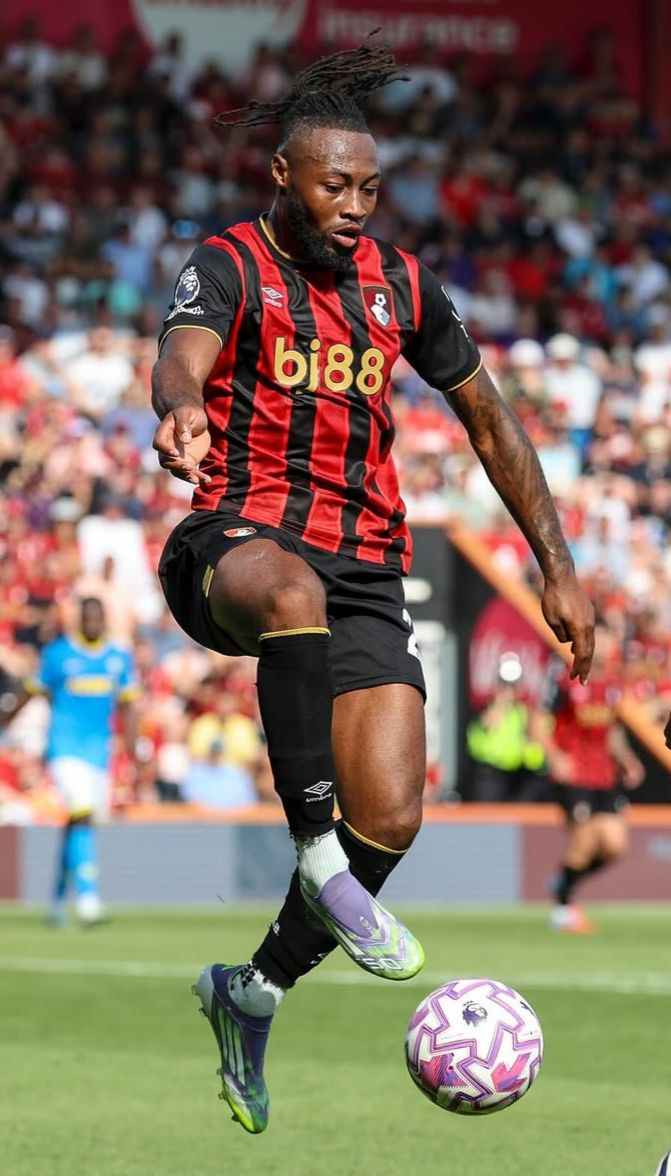 Premier League: Bournemouth Tumbangkan Fulham 3-1, Semenyo Cetak Brace