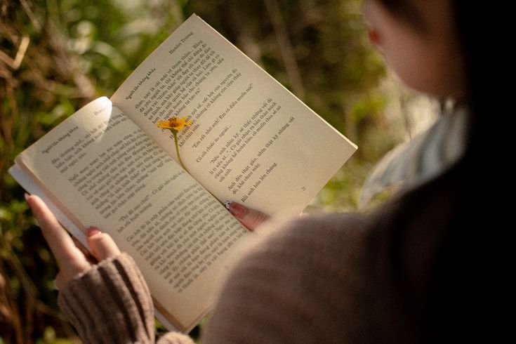 Bukan Sekadar Hobi, Membaca Ternyata Membuat Otak Bekerja Aktif