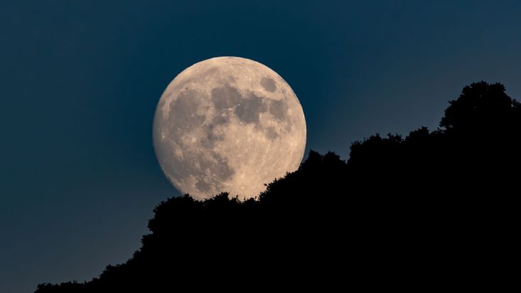 Kapan Supermoon Kembali Bisa Disaksikan? Catat, Ini Tanggal dan Waktunya!