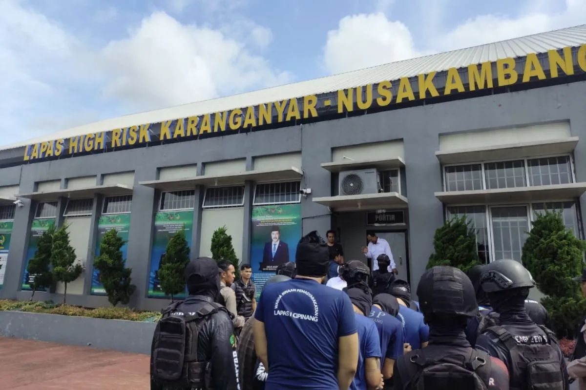 Ammar Zoni Resmi Dipindahkan ke Nusakambangan, Ditempatkan di Lapas Super Maksimum Karanganyar