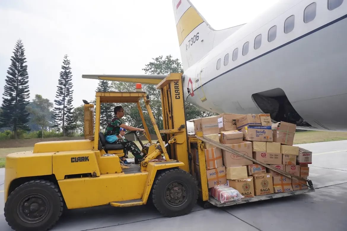 Bantuan TNI untuk Korban Gempa NTT Capai 1.061,822 Ton di Hari ke-19