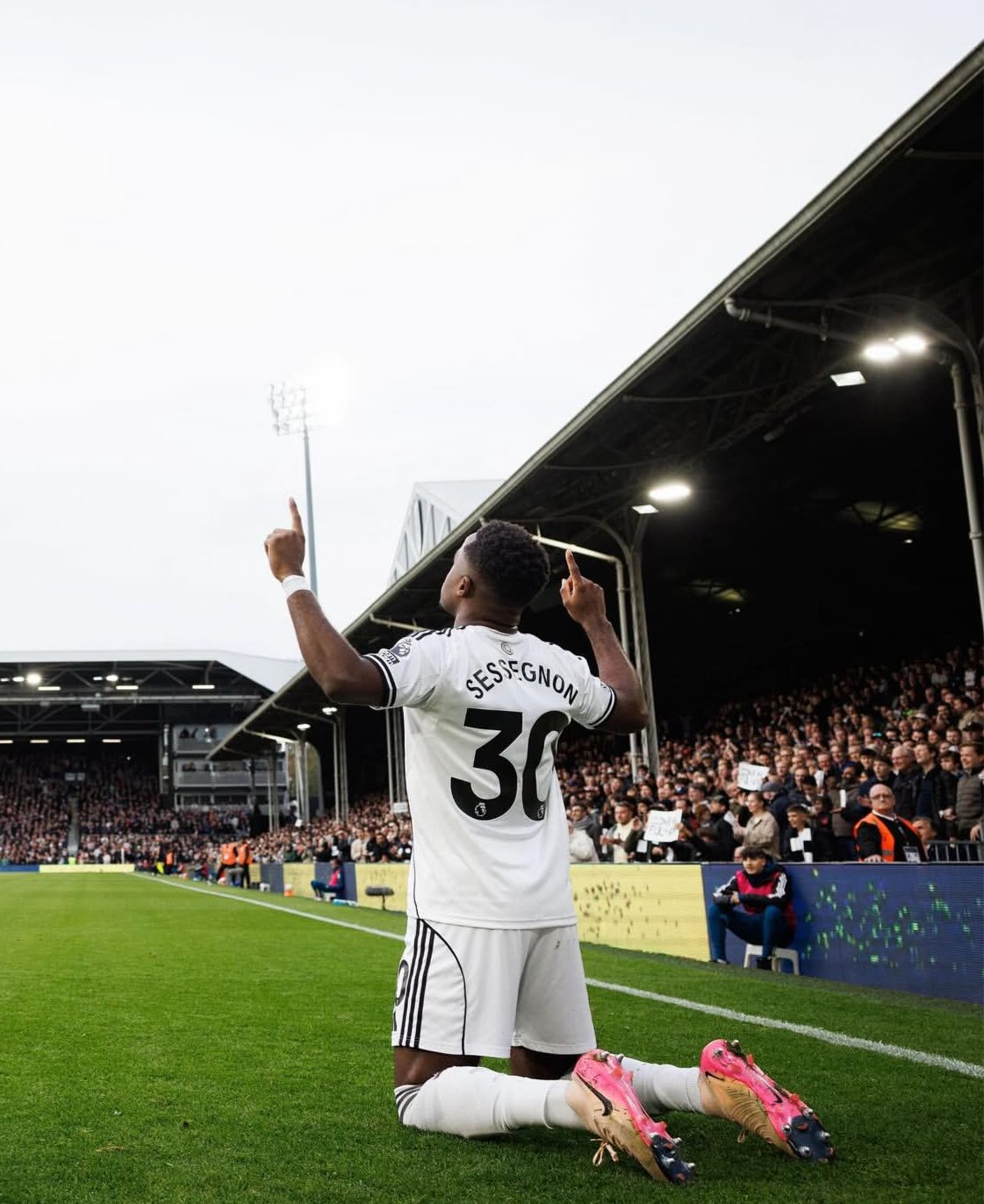 Fulham Lumat Wolves 3-0 di Craven Cottage, Sessegnon Buka Pesta Gol